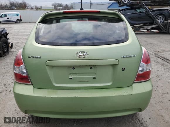✅ 2009 Hyundai Accent Auto GS • VIN: KMHCM36C49U124598 • Лот: 85755364. Опубликован ранее на Copart с пробегом 121 556 миль. Бесплатный доступ к архиву аукционных продаж из США и подробный отчёт об истории автомобиля на DreamBid. Изображение 6.