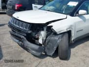 ✅ 2019 Jeep Compass Limited • VIN: 3C4NJDCB4KT666680 • Lot: 42548128. Wystawiony na IAAI z przebiegiem 82 903 mil. Bezpłatny archiwum sprzedaży aukcyjnych z USA i szczegółowy raport historii pojazdu na DreamBid. Zdjęcie 6.