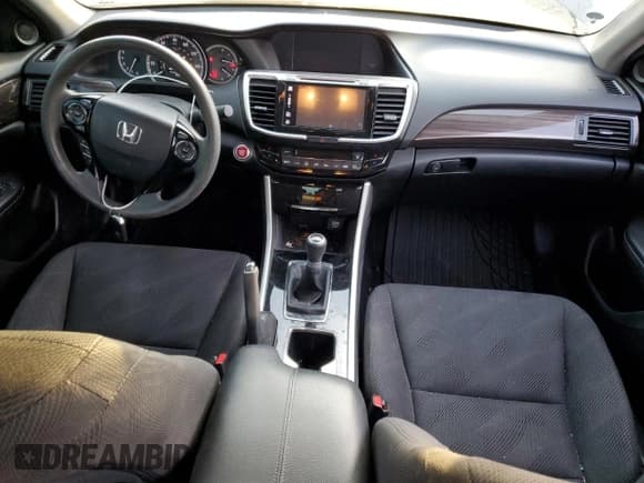 ✅ 2017 Honda Accord EX • VIN: 1HGCR2E75HA144431 • Lot: 82564705. Listed on Copart with 70,297 mi. Free auction sales archive from the USA and detailed vehicle history report at DreamBid. Image 8.