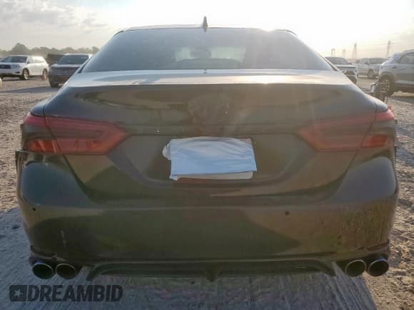 ✅ 2019 Toyota Camry XSE • VIN: 4T1BZ1HK0KU022517 • Lot: 84649235. Wystawiony na Copart z przebiegiem 93 489 mil. Bezpłatny archiwum sprzedaży aukcyjnych z USA i szczegółowy raport historii pojazdu na DreamBid. Zdjęcie 6.