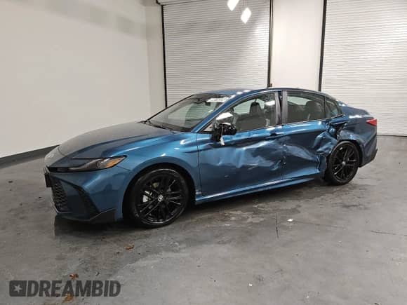 2025 Toyota Camry SE with VIN 4T1DAACK9SU147491, listed as a Copart auction lot 90618325 with 7,774 mi miles and Clean title. Bid and sale history available at DreamBid. Image 1.