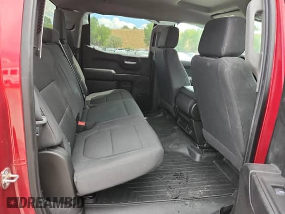 2020 Chevrolet Silverado 1500 Custom z VIN 1GCUYBEF1LZ224946, wystawiony jako Copart lot #80200055 z przebiegiem 66 665 mil mil oraz Szkoda całkowita • Salvage title. Historia ofert i sprzedaży dostępna na DreamBid. Obrazek 10.