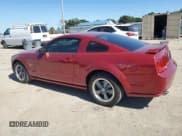 ✅ 2005 Ford Mustang GT Deluxe • VIN: 1ZVFT82H855226457 • Лот: 86697535. Опубликован ранее на Copart с пробегом 116 234 миль. Бесплатный доступ к архиву аукционных продаж из США и подробный отчёт об истории автомобиля на DreamBid. Изображение 2.