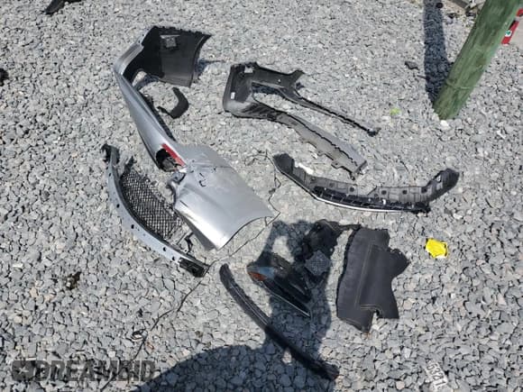 ✅ 2018 Maserati Ghibli • VIN: ZAM57XSL8J1268626 • Lot: 53463005. Listed on Copart with 49,616 mi. Free auction sales archive from the USA and detailed vehicle history report at DreamBid. Image 12.