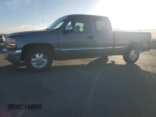 ✅ 2000 GMC Sierra 1500 SLE • VIN: 2GTEC19T7Y1245040 • Lot: 44768915. Listed on Copart with 256,184 mi. Free auction sales archive from the USA and detailed vehicle history report at DreamBid. Image 1.