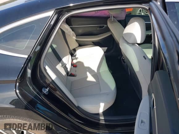 2024 Hyundai Sonata SEL z VIN KMHL34JJ9RA091856, wystawiony jako IAAI lot #42092822 z przebiegiem 4 436 mil mil oraz . Historia ofert i sprzedaży dostępna na DreamBid. Obrazek 8.