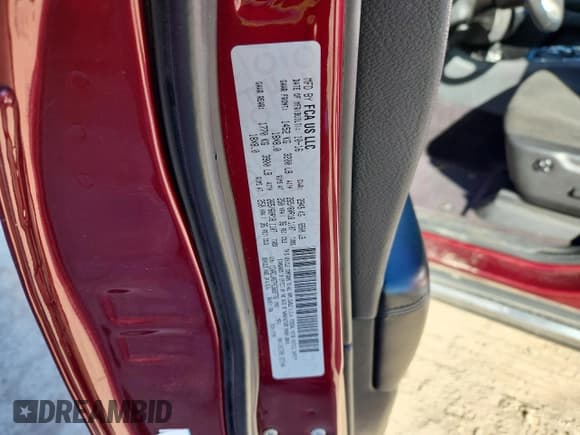 ✅ 2017 Dodge Durango SXT • VIN: 1C4RDJAG7HC669776 • Lot: 87477245. Listed on Copart with 134,685 mi. Free auction sales archive from the USA and detailed vehicle history report at DreamBid. Image 13.