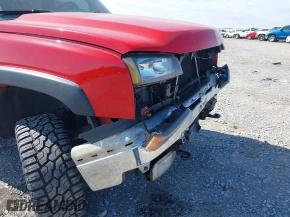 ✅ 2006 Chevrolet Silverado 2500HD LT1 • VIN: 1GCHK23D06F171442 • Lot: 41691533. Listed on IAAI with 294,980 mi. Free auction sales archive from the USA and detailed vehicle history report at DreamBid. Image 18.