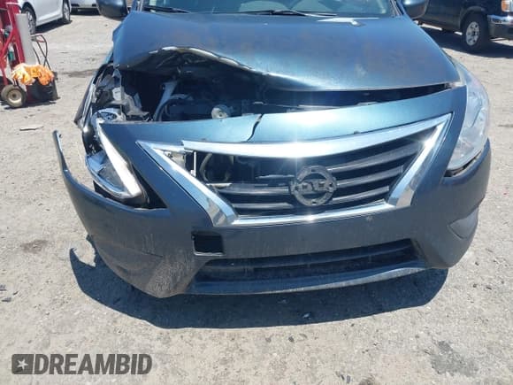 ✅ 2017 Nissan Versa SV • VIN: 3N1CN7AP1HL842656 • Lot: 42524283. Listed on IAAI with 187,546 mi. Free auction sales archive from the USA and detailed vehicle history report at DreamBid. Image 6.