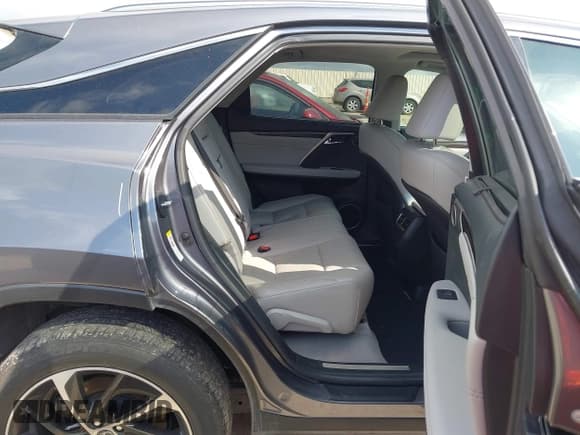 ✅ 2019 Lexus RX 450h • VIN: 2T2BGMCA9KC035950 • Lot: 42498684. Wystawiony na IAAI z przebiegiem 58 863 mil. Bezpłatny archiwum sprzedaży aukcyjnych z USA i szczegółowy raport historii pojazdu na DreamBid. Zdjęcie 8.