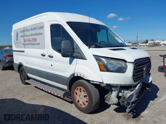 ✅ 2017 Ford Transit XL • VIN: 1FMZK1CM0HKA90980 • Лот: 40979539. Опубликован ранее на IAAI с пробегом 71 813 миль. Бесплатный доступ к архиву аукционных продаж из США и подробный отчёт об истории автомобиля на DreamBid. Изображение 1.