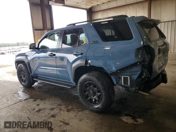 ✅ 2025 Toyota 4Runner SR5 • VIN: JTEVA5BR7S5024521 • Lot: 84417385. Listed on Copart with 1,391 mi. Free auction sales archive from the USA and detailed vehicle history report at DreamBid. Image 2.