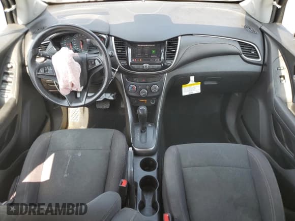 ✅ 2020 Chevrolet Trax LS • VIN: 3GNCJKSB1LL322911 • Lot: 81003565. Listed on Copart with 72,510 mi. Free auction sales archive from the USA and detailed vehicle history report at DreamBid. Image 8.