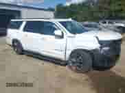 2024 Chevrolet Suburban Z71 z VIN 1GNSKDKD4RR366912, wystawiony jako Copart lot #85366065 z przebiegiem 17 299 mil mil oraz Szkoda całkowita • Salvage title. Historia ofert i sprzedaży dostępna na DreamBid. Obrazek 4.