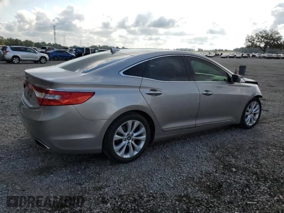 ✅ 2013 Hyundai Azera • VIN: KMHFG4JG3DA209396 • Лот: 55789595. Опубликован ранее на Copart с пробегом 154 665 миль. Бесплатный доступ к архиву аукционных продаж из США и подробный отчёт об истории автомобиля на DreamBid. Изображение 3.