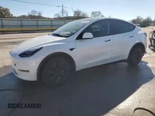 ✅ 2024 Tesla Model Y Long Range • VIN: 7SAYGDEE5RA333514 • Lot: 90091355. Wystawiony na Copart z przebiegiem Nie podano. Bezpłatny archiwum sprzedaży aukcyjnych z USA i szczegółowy raport historii pojazdu na DreamBid. Zdjęcie 1.