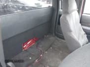 ✅ 2003 GMC Sonoma SLS • VIN: 1GTCS19X838142020 • Lot: 41297220. Wystawiony na IAAI z przebiegiem 378 855 mil. Bezpłatny archiwum sprzedaży aukcyjnych z USA i szczegółowy raport historii pojazdu na DreamBid. Zdjęcie 8.