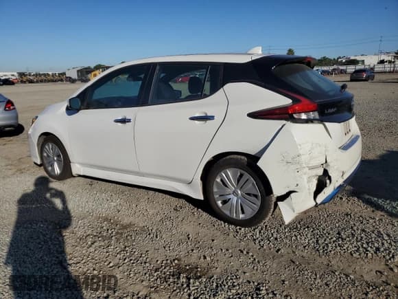 ✅ 2020 Nissan LEAF S • VIN: 1N4AZ1BPXLC302141 • Lot: 87290025. Wystawiony na Copart z przebiegiem 86 694 mil. Bezpłatny archiwum sprzedaży aukcyjnych z USA i szczegółowy raport historii pojazdu na DreamBid. Zdjęcie 2.