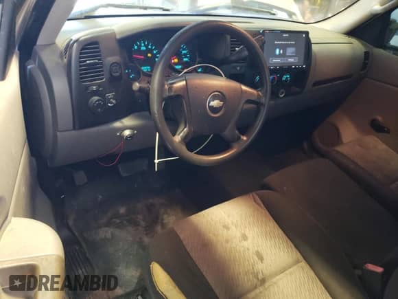 2008 Chevrolet Silverado 1500 Work Truck with VIN 1GCEC14C88E146393, listed as a Copart auction lot 59934714 with 240,847 mi miles and Salvage title. Bid and sale history available at DreamBid. Image 8.