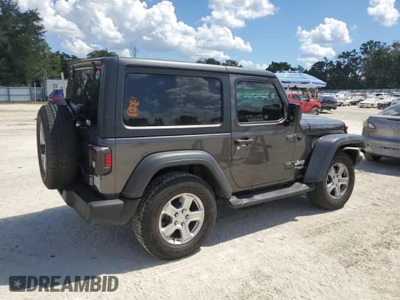 ✅ 2020 Jeep Wrangler Sport S • VIN: 1C4GJXAN0LW227852 • Lot: 83991965. Listed on Copart with 42,192 mi. Free auction sales archive from the USA and detailed vehicle history report at DreamBid. Image 3.