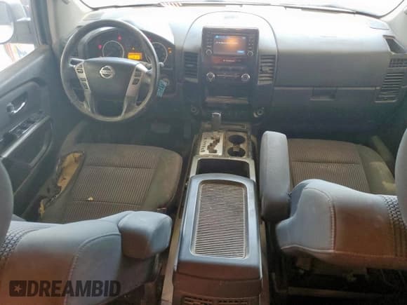 ✅ 2015 Nissan Titan SV • VIN: 1N6BA0ED5FN511603 • Lot: 61668045. Listed on Copart with 157,549 mi. Free auction sales archive from the USA and detailed vehicle history report at DreamBid. Image 8.