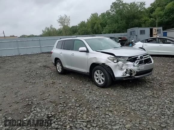 ✅ 2011 Toyota Highlander • VIN: 5TDBK3EH5BS062383 • Лот: 80079395. Опубликован ранее на Copart с пробегом 91 963 миль. Бесплатный доступ к архиву аукционных продаж из США и подробный отчёт об истории автомобиля на DreamBid. Изображение 14.