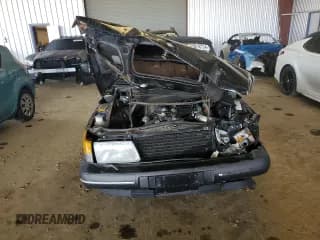 ✅ 1991 Saab 900 • VIN: YS3AL76L2M7019919 • Lot: 83816734. Wystawiony na Copart z przebiegiem 134 592 mil. Bezpłatny archiwum sprzedaży aukcyjnych z USA i szczegółowy raport historii pojazdu na DreamBid. Zdjęcie 5.