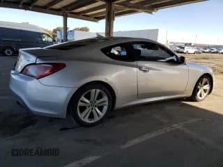 ✅ 2010 Hyundai Genesis Coupe • VIN: KMHHT6KD7AU025173 • Lot: 51611415. Wystawiony na Copart z przebiegiem 144 007 mil. Bezpłatny archiwum sprzedaży aukcyjnych z USA i szczegółowy raport historii pojazdu na DreamBid. Zdjęcie 3.