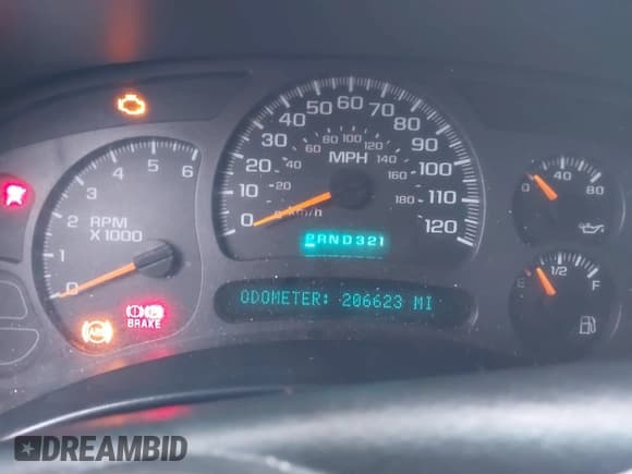 ✅ 2004 Chevrolet Silverado 1500 Z71 • VIN: 1GCEK19T94E206106 • Лот: 41473698. Опубликован ранее на IAAI с пробегом 206 623 миль. Бесплатный доступ к архиву аукционных продаж из США и подробный отчёт об истории автомобиля на DreamBid. Изображение 7.