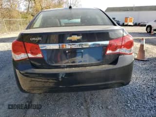 ✅ 2016 Chevrolet Cruze LS • VIN: 1G1PC5SH6G7207783 • Lot: 90296645. Wystawiony na Copart z przebiegiem 90 832 mil. Bezpłatny archiwum sprzedaży aukcyjnych z USA i szczegółowy raport historii pojazdu na DreamBid. Zdjęcie 6.