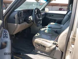 ✅ 2002 Chevrolet Suburban LT • VIN: 1GNFK16TX2J239684 • Лот: 42421912. Опубликован ранее на IAAI с пробегом Не указан. Бесплатный доступ к архиву аукционных продаж из США и подробный отчёт об истории автомобиля на DreamBid. Изображение 5.