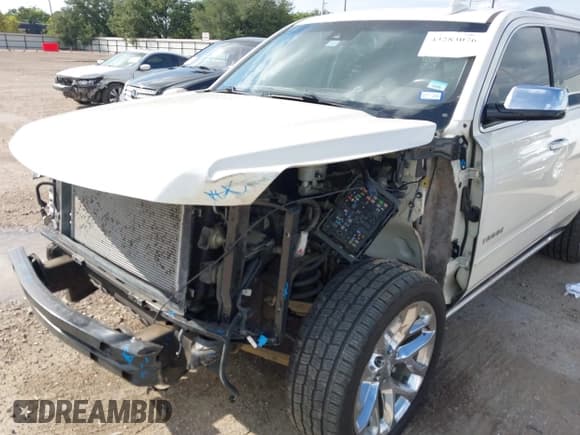 ✅ 2015 Chevrolet Tahoe LTZ • VIN: 1GNSCCKC8FR689368 • Lot: 43283076. Listed on IAAI with 164,600 mi. Free auction sales archive from the USA and detailed vehicle history report at DreamBid. Image 6.