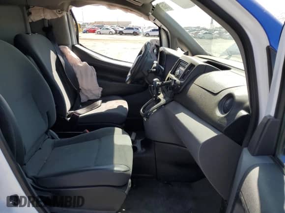 2017 Chevrolet City Express Cargo LS с VIN 3N63M0YN0HK701964, выставлен на аукционе Copart как лот 51063105 с пробегом Не указан миль и Списание • Salvage title. История ставок и продаж доступна на DreamBid. Изображение 7.