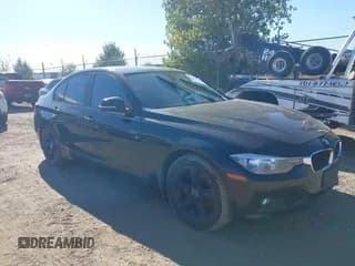 ✅ 2014 BMW 3 Series 328i xDrive • VIN: WBA3B5C55EF599622 • Lot: 43386312. Listed on IAAI with 163,101 mi. Free auction sales archive from the USA and detailed vehicle history report at DreamBid. Image 1.