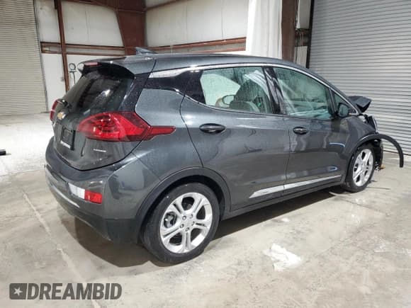 ✅ 2020 Chevrolet Bolt EV LT • VIN: 1G1FW6S09L4134746 • Lot: 83064324. Wystawiony na Copart z przebiegiem 18 826 mil. Bezpłatny archiwum sprzedaży aukcyjnych z USA i szczegółowy raport historii pojazdu na DreamBid. Zdjęcie 3.