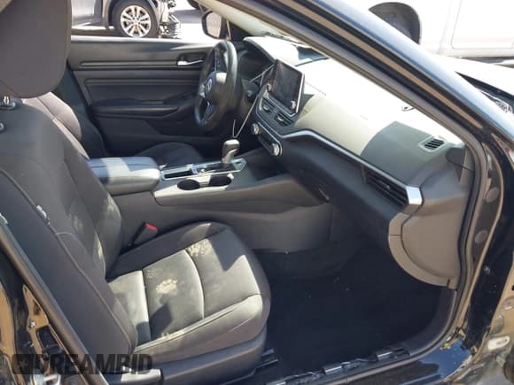 ✅ 2020 Nissan Altima S • VIN: 1N4BL4BV1LC126344 • Lot: 43318650. Listed on IAAI with 151,798 mi. Free auction sales archive from the USA and detailed vehicle history report at DreamBid. Image 5.