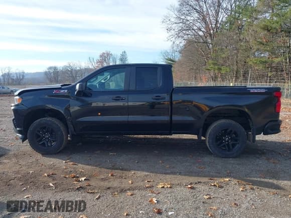 ✅ 2019 Chevrolet Silverado 1500 Custom Trail Boss • VIN: 1GCRYCEF6KZ232289 • Lot: 43759287. Wystawiony na IAAI z przebiegiem 153 492 mil. Bezpłatny archiwum sprzedaży aukcyjnych z USA i szczegółowy raport historii pojazdu na DreamBid. Zdjęcie 14.