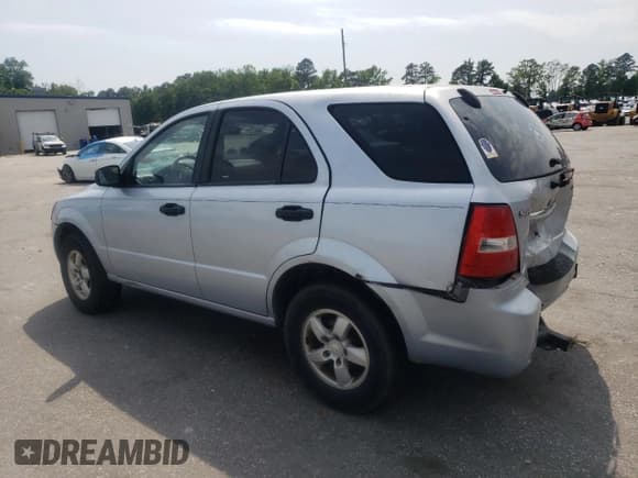 ✅ 2007 Kia Sorento LX • VIN: KNDJD736475691337 • Lot: 57889615. Listed on Copart with 279,716 mi. Free auction sales archive from the USA and detailed vehicle history report at DreamBid. Image 2.