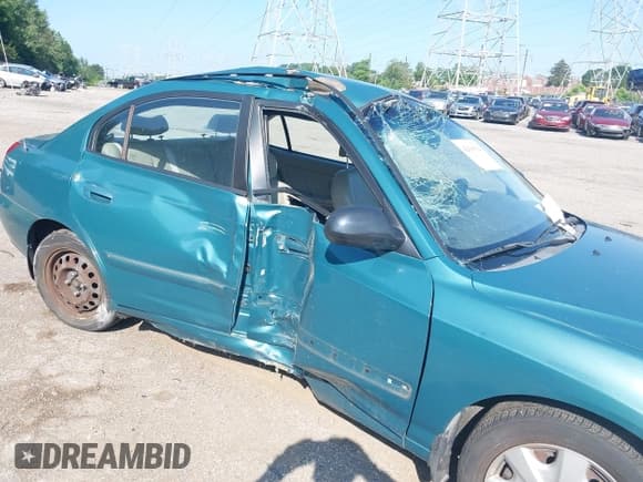 ✅ 2006 Hyundai Elantra GLS • VIN: KMHDN46D76U220866 • Lot: 42689564. Wystawiony na IAAI z przebiegiem 72 397 mil. Bezpłatny archiwum sprzedaży aukcyjnych z USA i szczegółowy raport historii pojazdu na DreamBid. Zdjęcie 6.