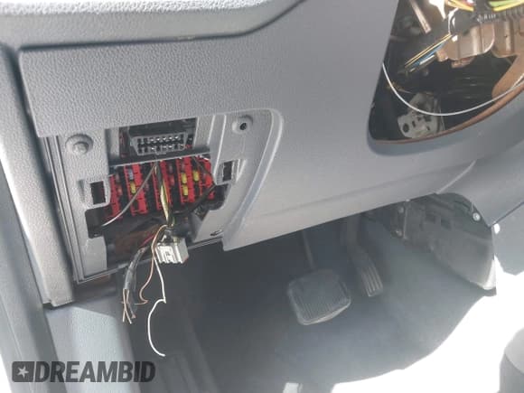 ✅ 2013 Ford Transit Connect XL • VIN: NM0LS7AN5DT165120 • Lot: 42374693. Listed on IAAI with 114,821 mi. Free auction sales archive from the USA and detailed vehicle history report at DreamBid. Image 19.