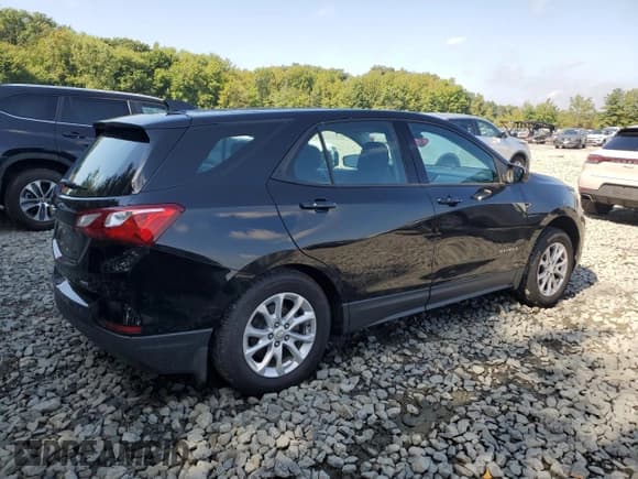 ✅ 2019 Chevrolet Equinox LS • VIN: 3GNAXSEV2KL249414 • Лот: 71183095. Опубликован ранее на Copart с пробегом 106 993 миль. Бесплатный доступ к архиву аукционных продаж из США и подробный отчёт об истории автомобиля на DreamBid. Изображение 3.