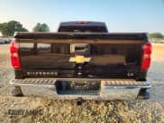 ✅ 2019 Chevrolet Silverado 1500 LT • VIN: 2GCVKPEC8K1169928 • Lot: 81097315. Wystawiony na Copart z przebiegiem 76 132 mil. Bezpłatny archiwum sprzedaży aukcyjnych z USA i szczegółowy raport historii pojazdu na DreamBid. Zdjęcie 6.