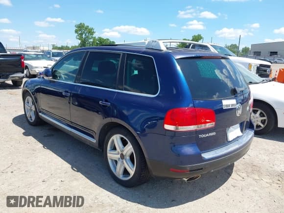 ✅ 2004 Volkswagen Touareg • VIN: WVGCM67L14D036598 • Lot: 42362832. Wystawiony na IAAI z przebiegiem Nie podano. Bezpłatny archiwum sprzedaży aukcyjnych z USA i szczegółowy raport historii pojazdu na DreamBid. Zdjęcie 3.