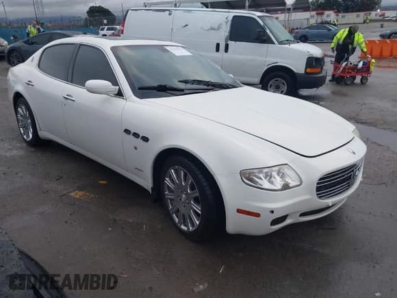 ✅ 2008 Maserati Quattroporte • VIN: ZAMFE39A780033643 • Lot: 41794074. Wystawiony na IAAI z przebiegiem 95 870 mil. Bezpłatny archiwum sprzedaży aukcyjnych z USA i szczegółowy raport historii pojazdu na DreamBid. Zdjęcie 1.
