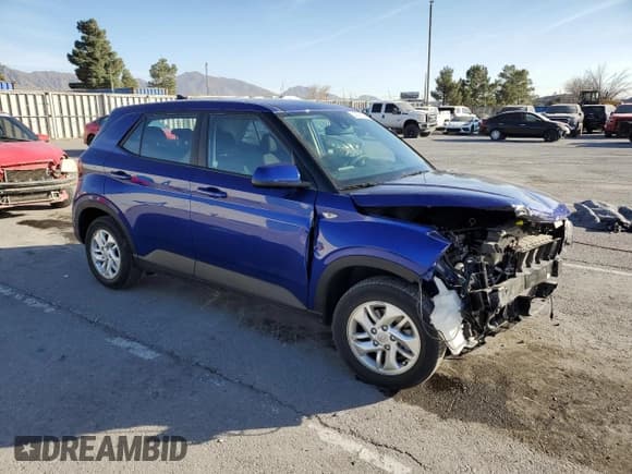 ✅ 2021 Hyundai Venue SE • VIN: KMHRB8A32MU063393 • Lot: 41581285. Listed on Copart with 7,574 mi. Free auction sales archive from the USA and detailed vehicle history report at DreamBid. Image 4.
