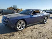 ✅ 2014 Dodge Challenger SXT • VIN: 2C3CDYAG5EH298810 • Lot: 73379754. Wystawiony na Copart z przebiegiem Nie podano. Bezpłatny archiwum sprzedaży aukcyjnych z USA i szczegółowy raport historii pojazdu na DreamBid. Zdjęcie 1.