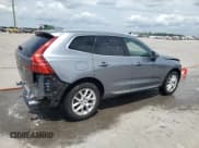 ✅ 2021 Volvo XC60 Momentum • VIN: YV4102DKXM1840893 • Lot: 62770615. Wystawiony na Copart z przebiegiem 46 554 mil. Bezpłatny archiwum sprzedaży aukcyjnych z USA i szczegółowy raport historii pojazdu na DreamBid. Zdjęcie 3.