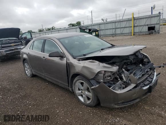 ✅ 2011 Chevrolet Malibu 1LS • VIN: 1G1ZB5E14BF239110 • Лот: 57790005. Опубликован ранее на Copart с пробегом 176 823 миль. Бесплатный доступ к архиву аукционных продаж из США и подробный отчёт об истории автомобиля на DreamBid. Изображение 4.