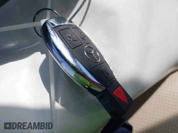 ✅ 2017 Mercedes-Benz C 300 • VIN: WDDWF4JB2HR307683 • Lot: 42260745. Listed on IAAI with 76,761 mi. Free auction sales archive from the USA and detailed vehicle history report at DreamBid. Image 11.