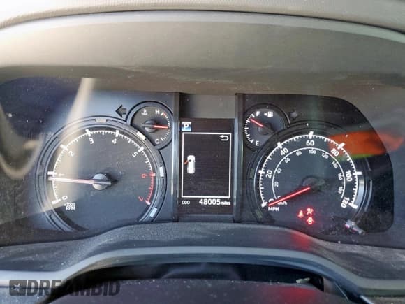 ✅ 2022 Toyota 4Runner SR5 • VIN: JTEMU5JR8N6074279 • Lot: 66741735. Listed on Copart with 48,005 mi. Free auction sales archive from the USA and detailed vehicle history report at DreamBid. Image 9.